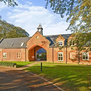 Grey Towers Stables 3 Bedroom Set In Private Grounds Holiday home Middlesbrough